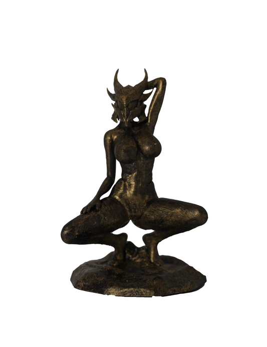 Daedric Dragon Hunter Woman Statue Mature Version
