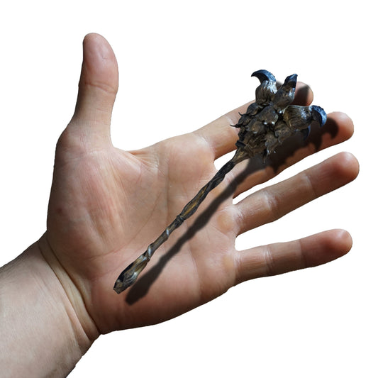 Mini Beastclaw great hammer Miniature Format