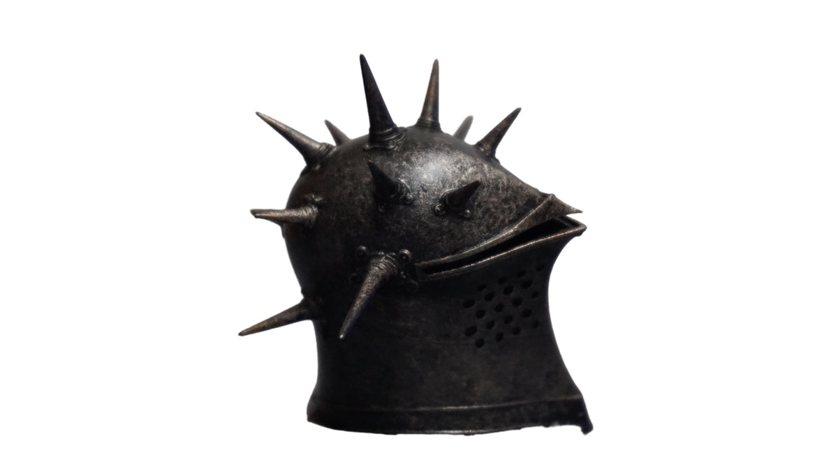 Mini Spiked Elite Knight Helm Replica Miniature Format