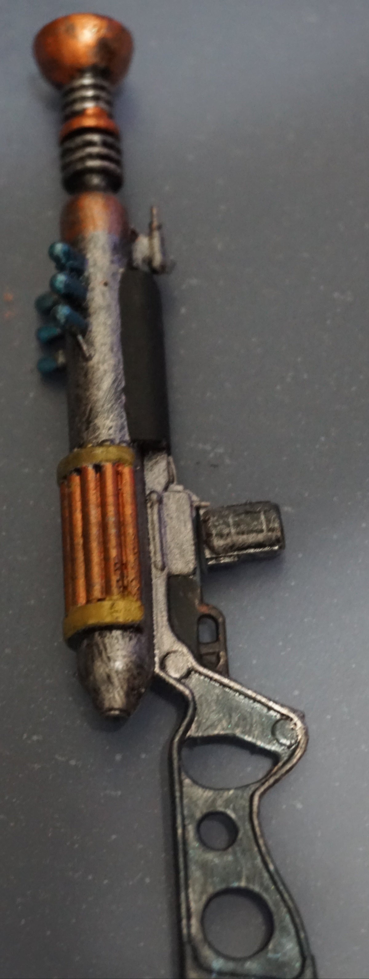 Mini REPLICA LAER RIfle Realistic Size  | Fallout New Vegas Laser Assisted Electrical Rifle Miniature Format