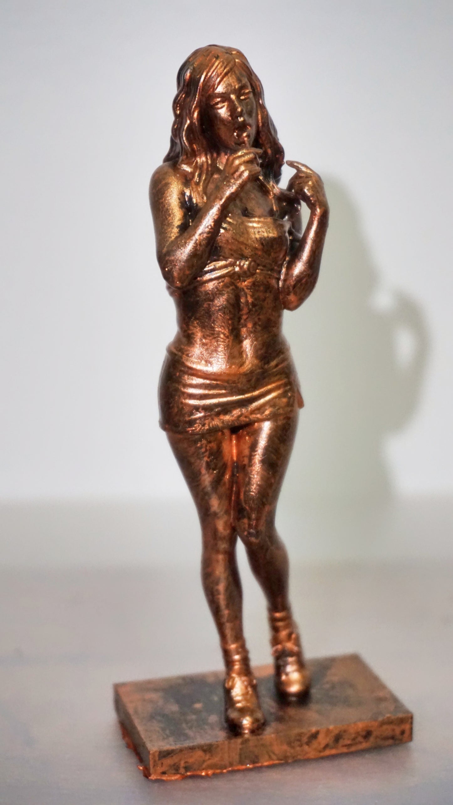 Urban Cover Girl Statue | Female Video Game Inspired Sculpture | Gamer Girl Figurine | Modern Crime Game Decor | Multiple Sizes & Colors