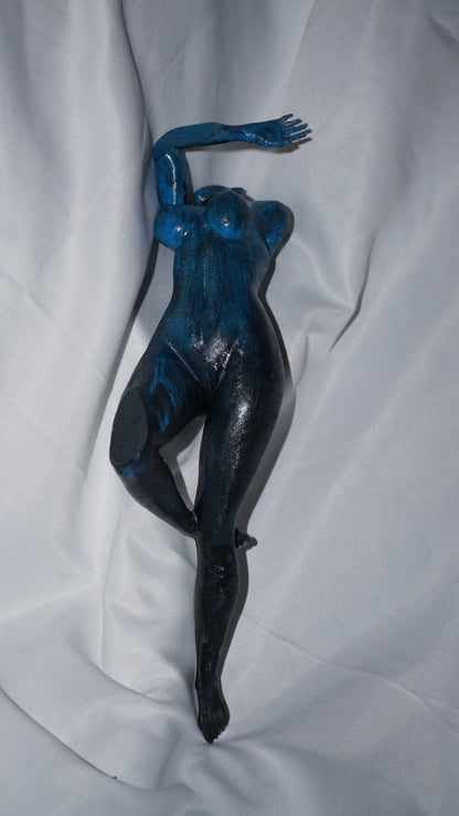 Ubun 2 - Sculpture and Tabletop Decoration Statue | Woman Statue