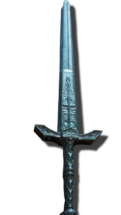 Mini Banished Knight's Greatsword Miniature Format