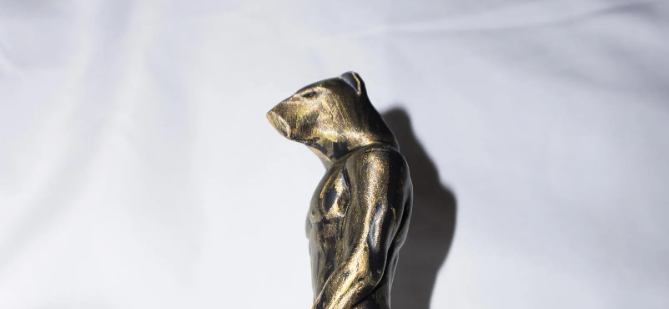 Male, The Bear - Sculpture and Tabletop Decoration Statue