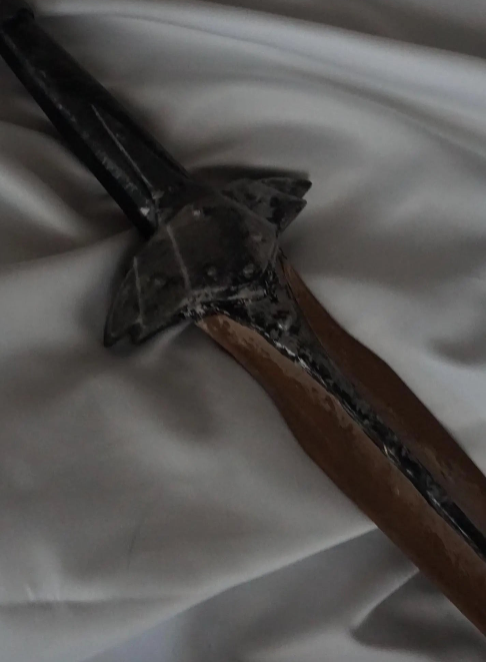 Dragon Bone Dagger Mini