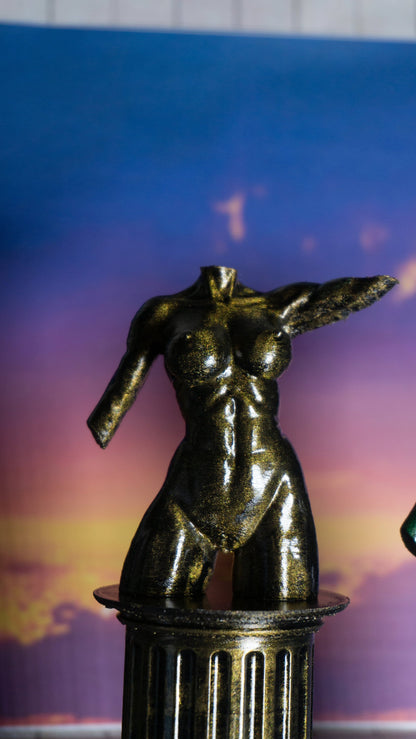 Female, bravery - Sculpture