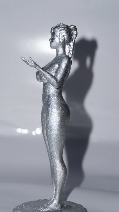 Sandra Figurine