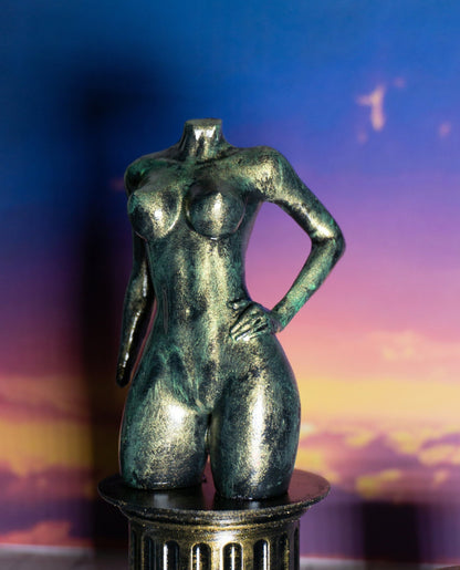 Female, Confidence - Sculpture, Statue, and Tabletop Decoration