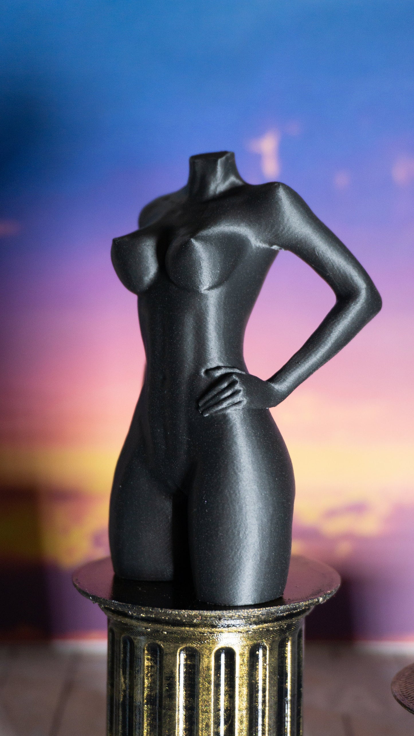 Female, Confidence - Sculpture, Statue, and Tabletop Decoration