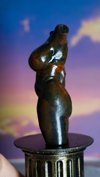 Female, The stretch - Sculpture, Statue, and Tabletop Decoration