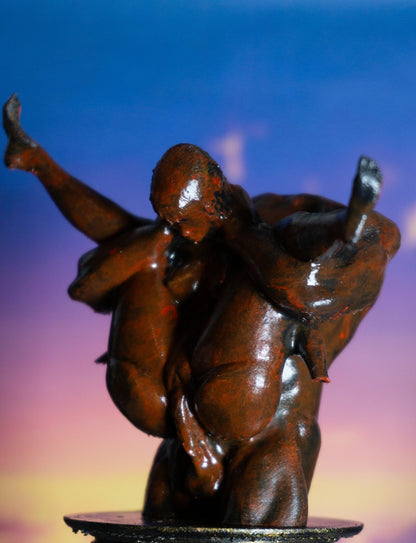 Male, Female, Love in the air - Sculpture, Statue, and Tabletop Decoration