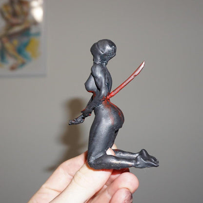 Bloody Seppuku – Ninja Statue Abstract art